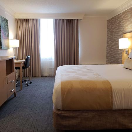 Best Western Plus University Inn Winston-Salem Extérieur photo