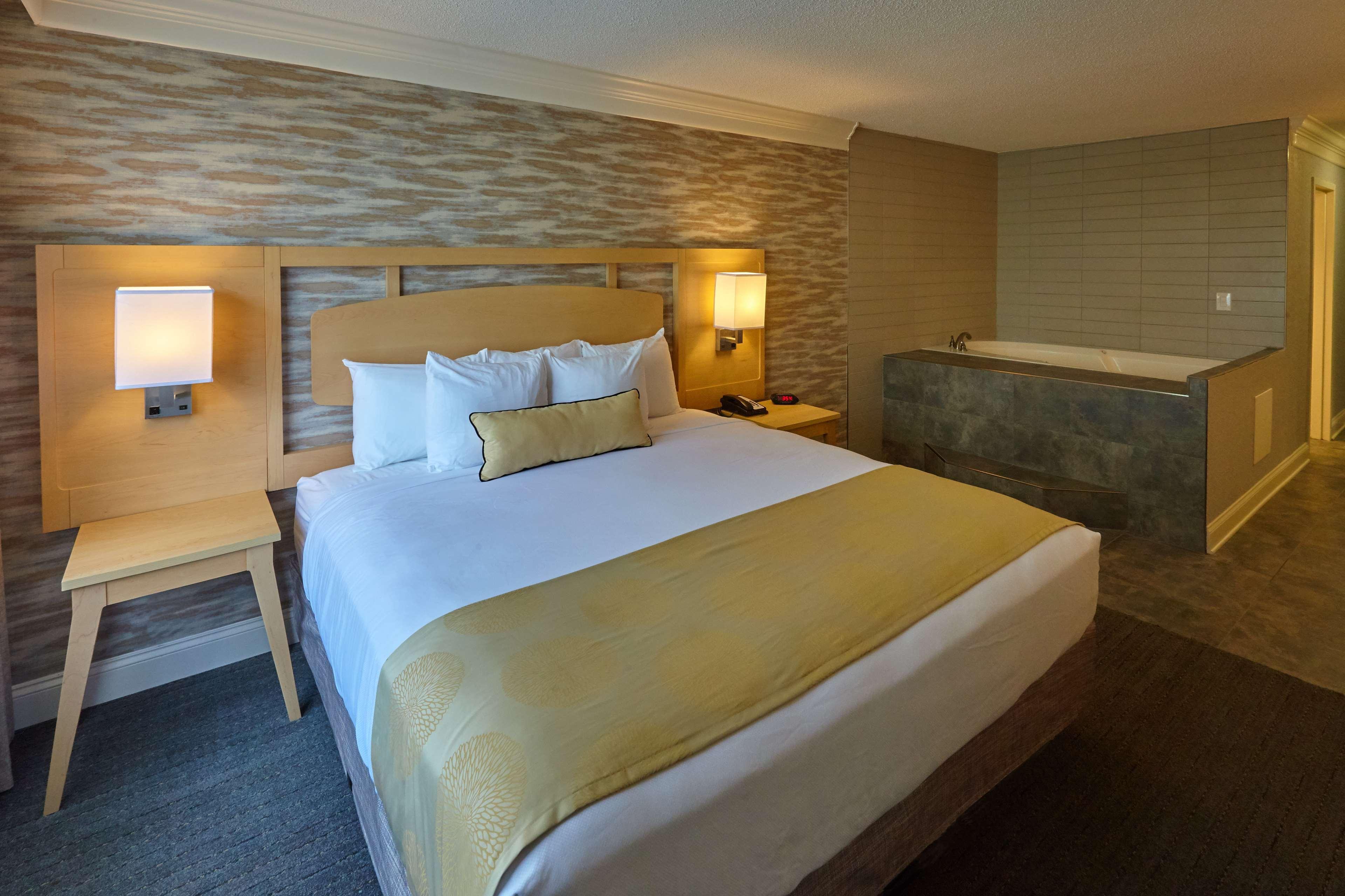 Best Western Plus University Inn Winston-Salem Extérieur photo
