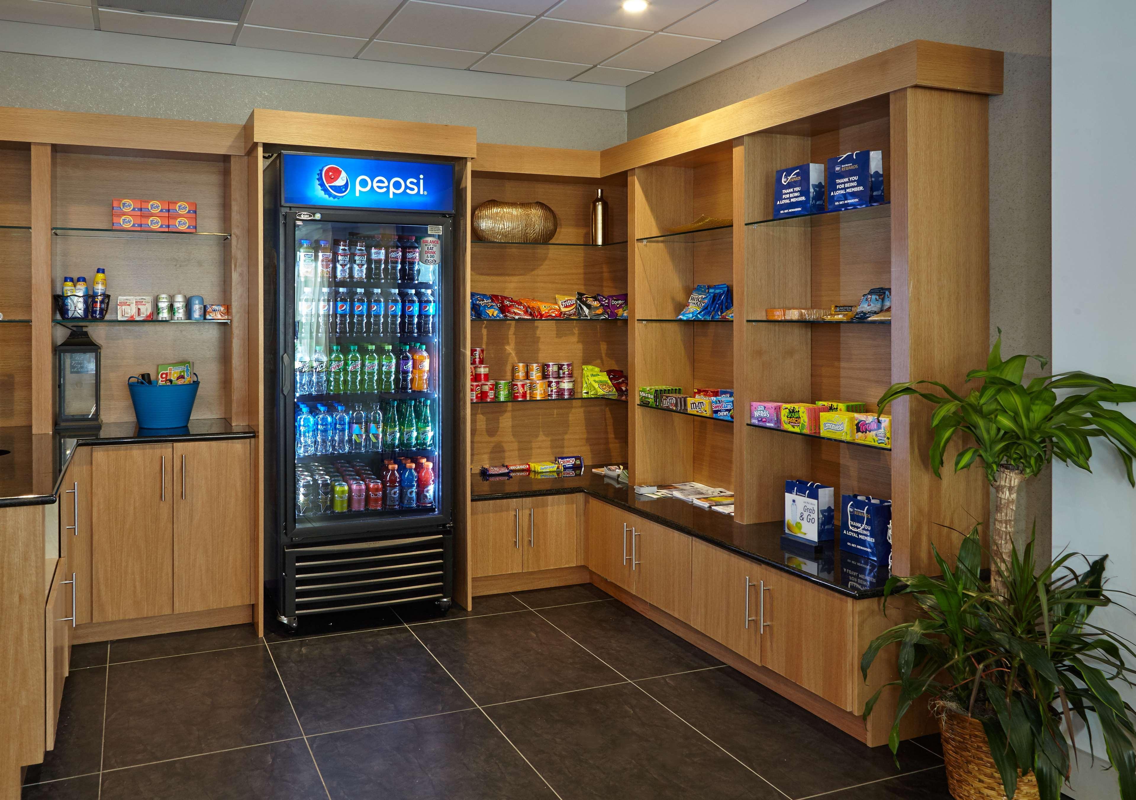 Best Western Plus University Inn Winston-Salem Extérieur photo