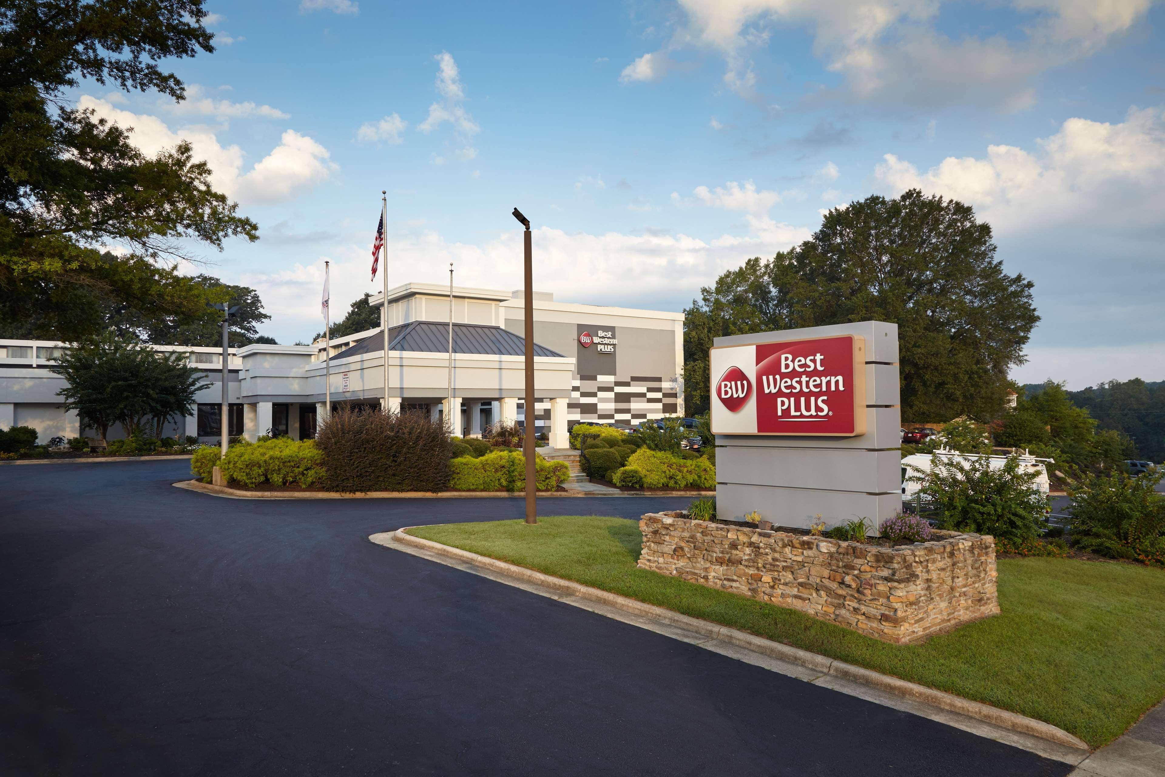 Best Western Plus University Inn Winston-Salem Extérieur photo